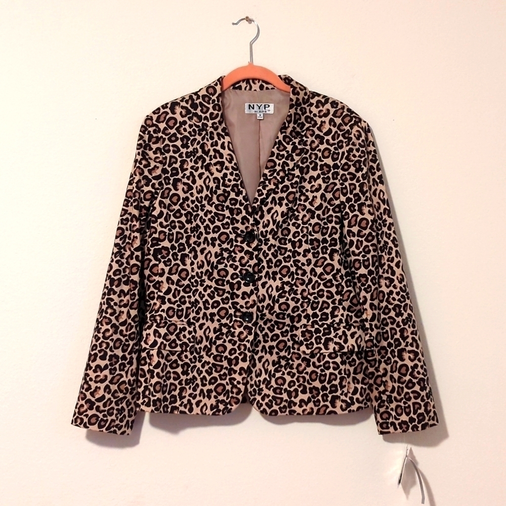 NYP Women's animal print size 12 Blazer.